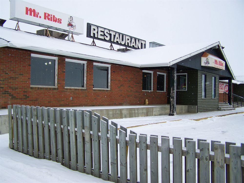 Battlefords Inn North Battleford Ngoại thất bức ảnh
