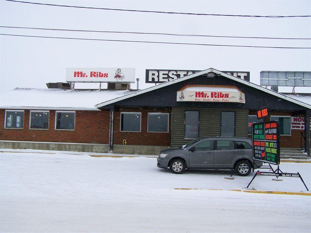 Battlefords Inn North Battleford Ngoại thất bức ảnh