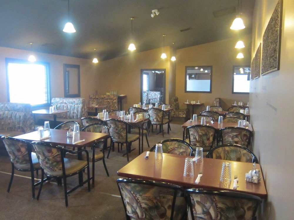 Battlefords Inn North Battleford Ngoại thất bức ảnh